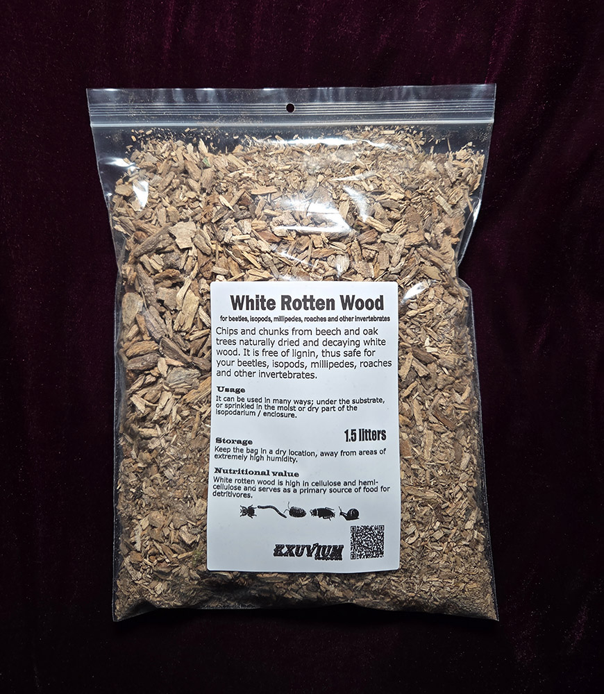 white rotten wood, for beetles, millipedes, isopods, roaches, land snails